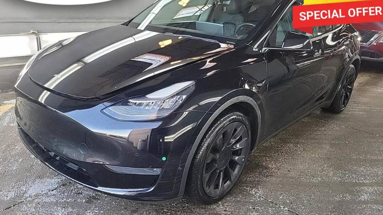 TESLA MODEL Y 2021 5YJYGDEE0MF100066 image